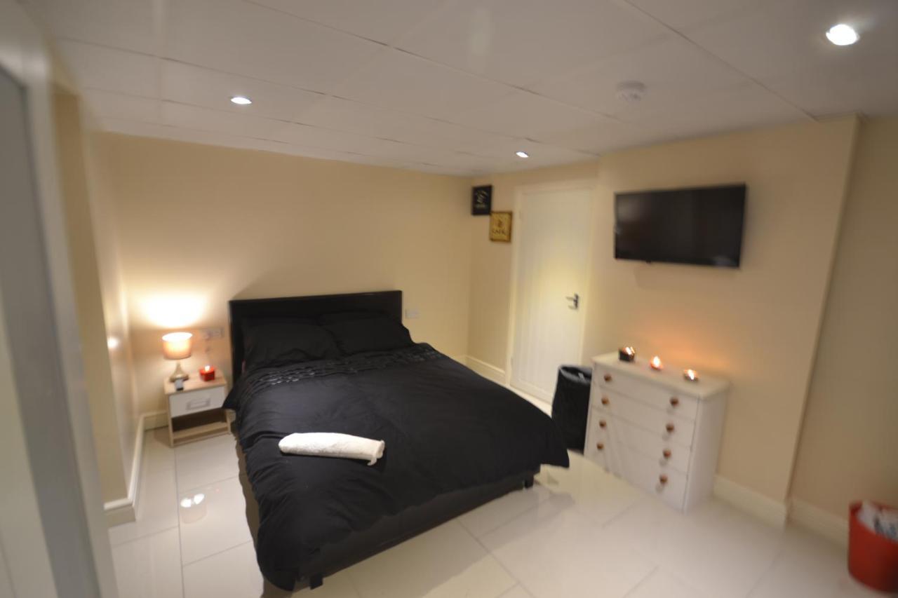 Premier Lodge Central ウォルヴァーハンプトン 部屋 写真